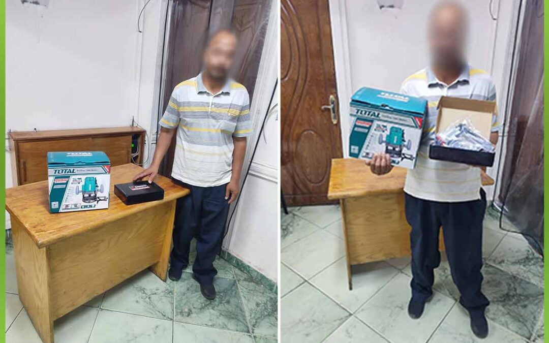 الافريقية توفر ادوات نجارة لرب اسرة كبدايه مشروع صغير